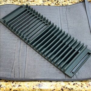Umbra Folding Drying Mat Dark Grey w/Rack 18x24